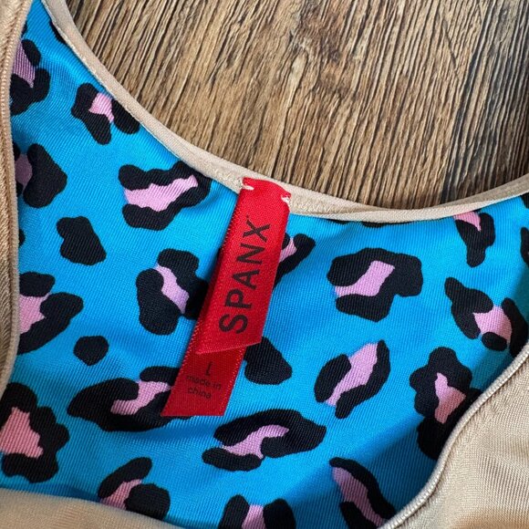 Spanx Slimplicity Slimming Essentials Scoop-Neck Camisole - Picture 2 of 4